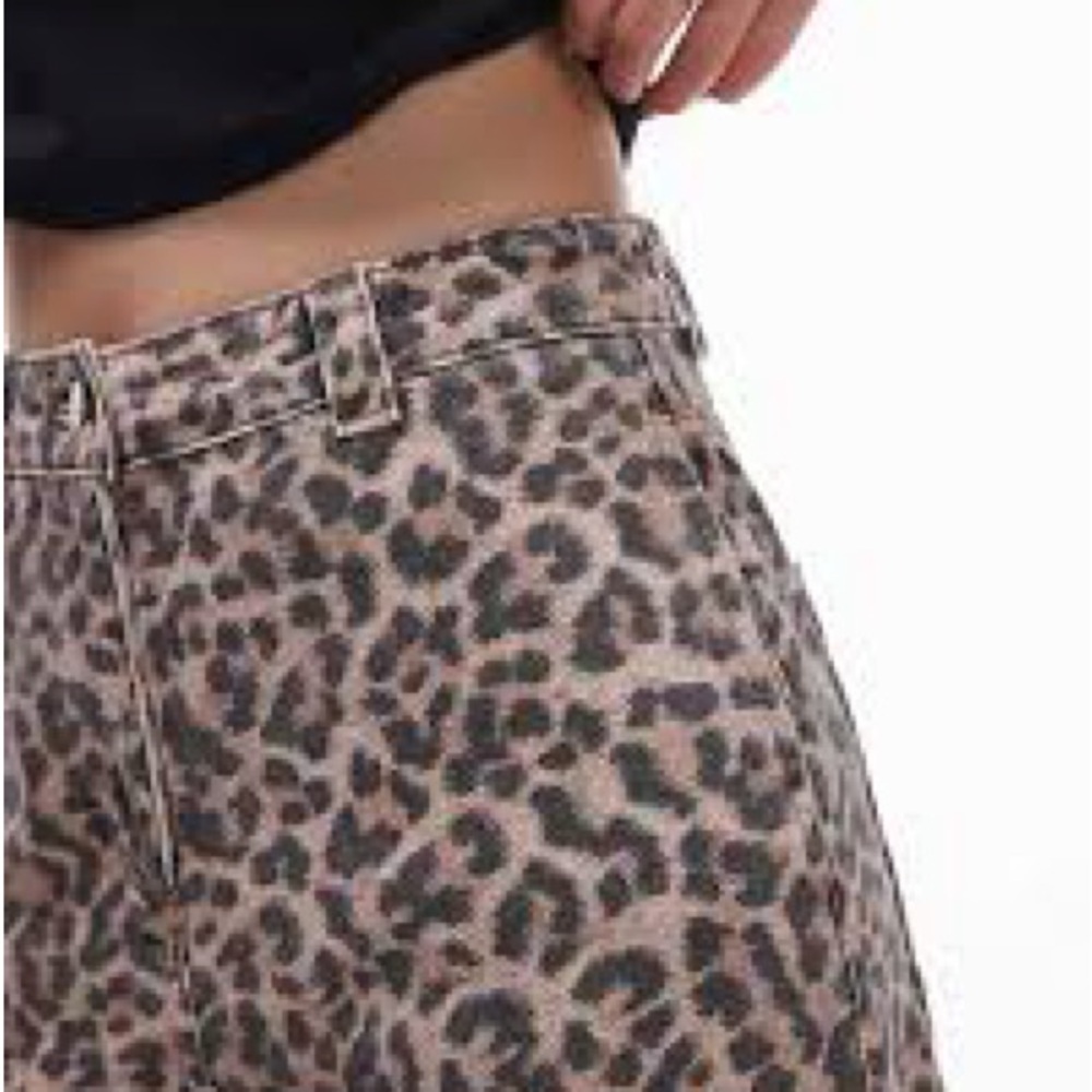Topshop Leopard Print Wide-Leg Pants - Taupe & Black - Picture 4 of 8